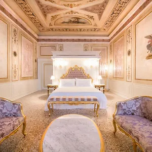Ca' Bonfadini Historic Experience Отель
