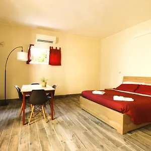  Appartement Elegante Con Giardino In Centro Storico Italie