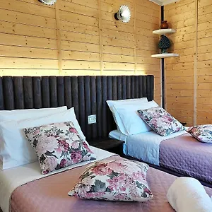 domus-amelio-country-rooms.palermohotels.org/