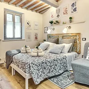 la-casina-di-rosa-montepulciano.it-tuscanyhotel.com/
